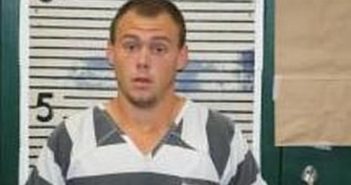 CHRISTOPHER JOHNSON | 2025-03-21 21:54:53 | Holmes County, Florida Booking