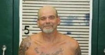 JOHNNY LUMPKIN | 2025-03-21 21:51:37 | Holmes County, Florida Booking